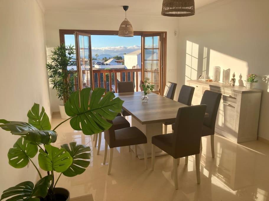 Luxury 4-Bedroom Villa With Heated Pool + Sea View Коста Бланка Экстерьер фото
