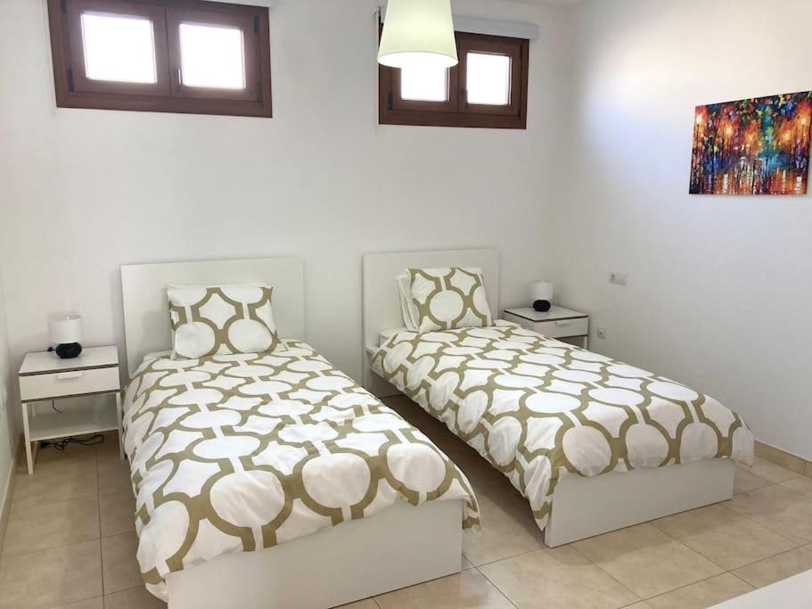 Luxury 4-Bedroom Villa With Heated Pool + Sea View Коста Бланка Экстерьер фото